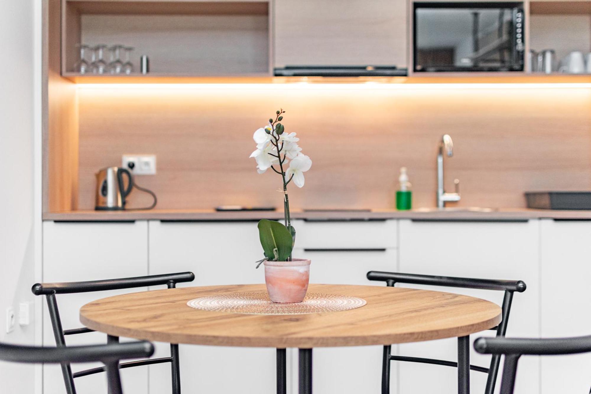 Zamoyskiego 37 By Homeprime Warsawa Bagian luar foto